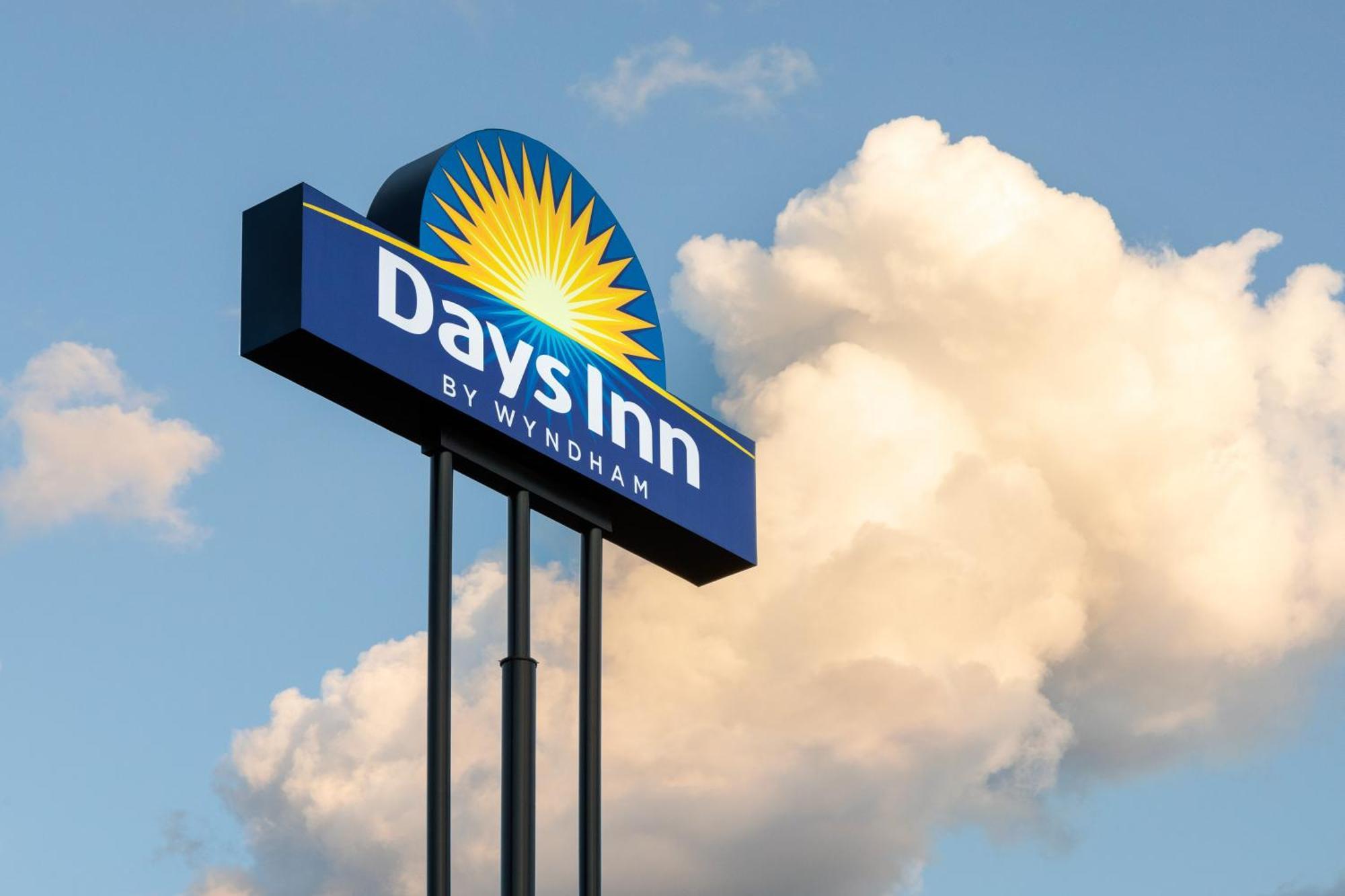 Days Inn By Wyndham Covington Εξωτερικό φωτογραφία