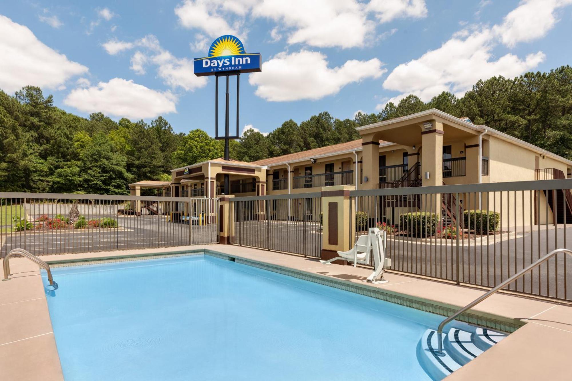 Days Inn By Wyndham Covington Εξωτερικό φωτογραφία